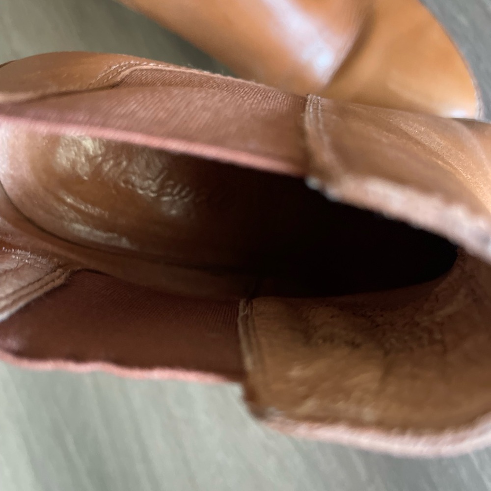 Madewell Regan Chelsea Leather Booties - Picture 4 of 10